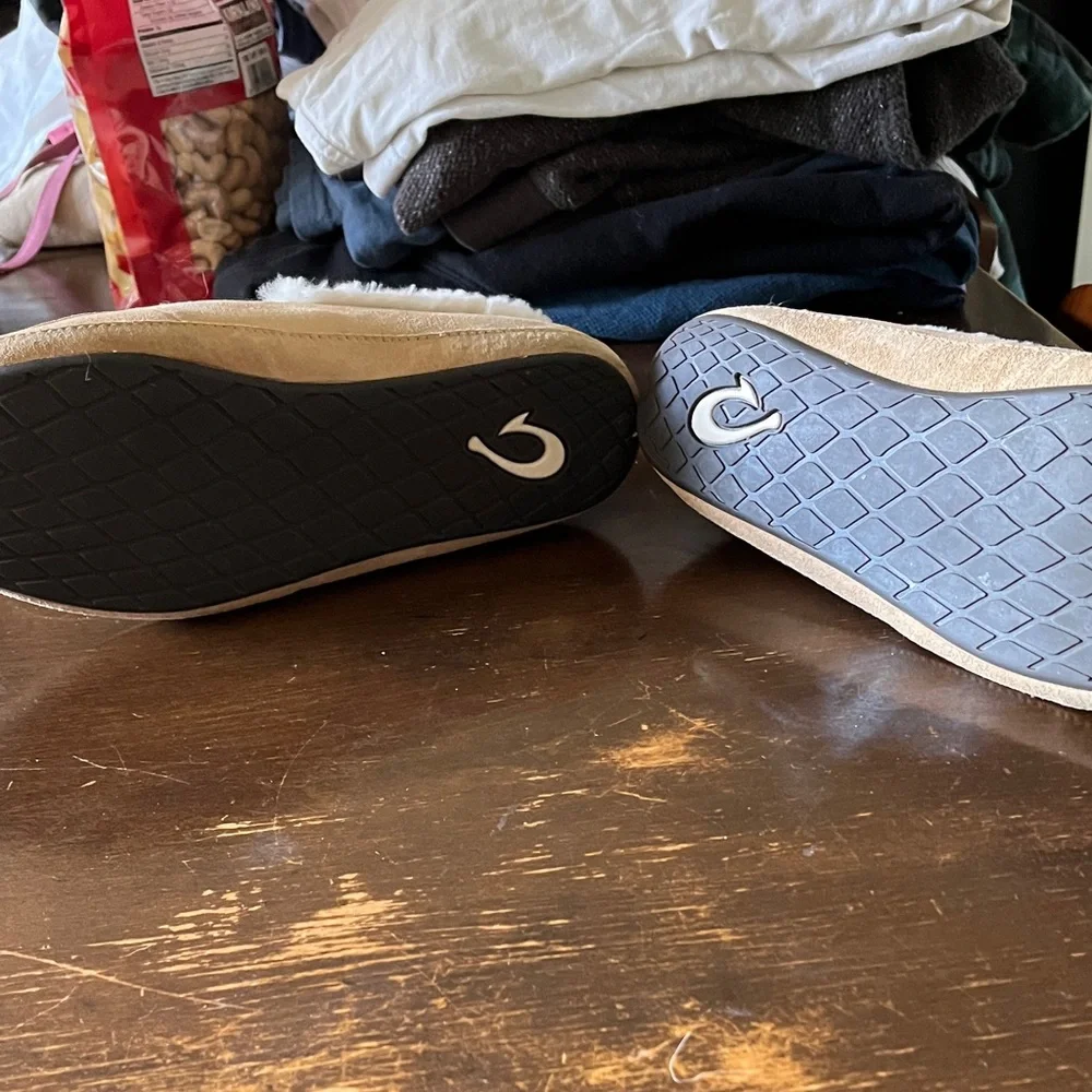 OluKai Women's Tan Suede Moccasins with Cream Fleece Lining - Picture 5 of 6